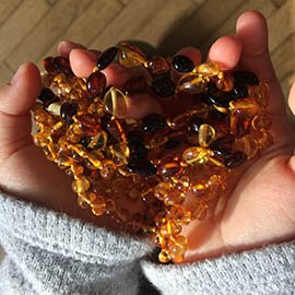Boutique en ligne de colliers d'ambre naturel pour #bébé et adulte, bracelets, bijoux #ambre et pierres fines. https://t.co/Sr96GmmA3l