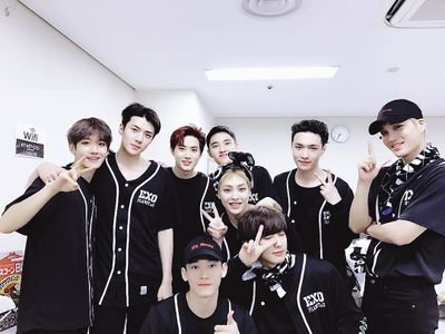 엑소 비공굿을 판매하는 계정입니다!/ 관리자가 2명입니다 서로 담당하고있는 굿즈에만 답변가능합니다. ※분실 위험을 걱정하신다면 등기를 이용해주세요. 우편으로 인한 분실은 절대 책임지지않습니다.※ 배송공지는 @exogoodshipping