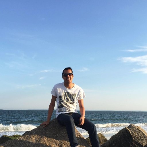 avsar008's profile picture. Designer