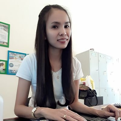 hazelkatrieze's profile picture. 