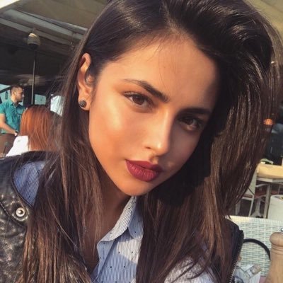 elinaLDRS's profile picture. cc / lou