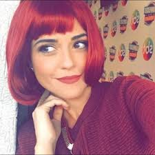 Essa pagina fala sobre a belíssima atriz priscila sol que está fazendo o papel da tia peruca em carinha de anjo no sbt😍💖👼🏽💫🍃