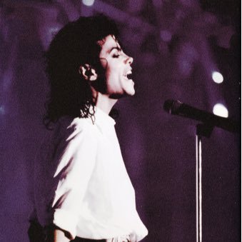 MikeJvckson's profile picture. Y'all ugly asf, lmao.