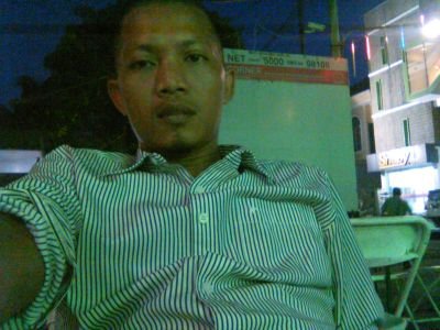 hermawa18101979's profile picture. 18  10