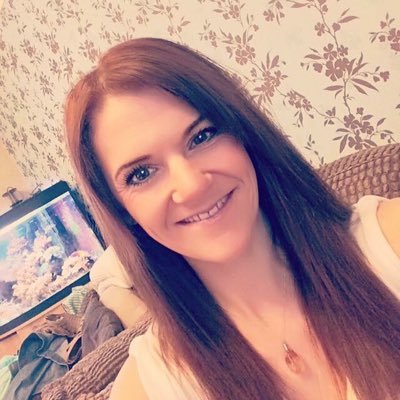 Mummy blogger, Autism mama, over-sharer, usually tired, reliant on coffee and mascara!