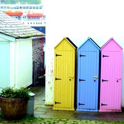 PamandPhil's profile picture. If it's interesting I'm interested...