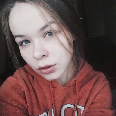 KatyYarosh3's profile picture. 
