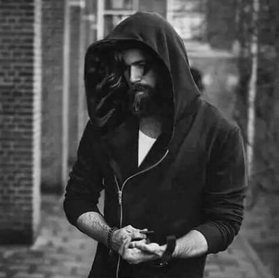 كبرياء رجل 12123434qwefsj Twitter