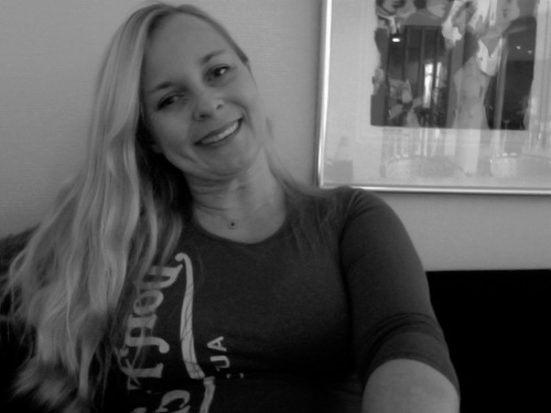 studying to become a nurse, norwegian girl born in france,lived in south africa,exchangestudent in indiana, I live/love in my piqturesque town,fredrikstad.