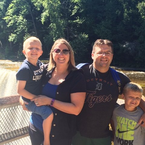 MrsReedTeach's profile picture. 