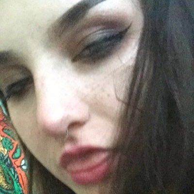 yeezyseason69's profile picture. 🍑🍑🍑