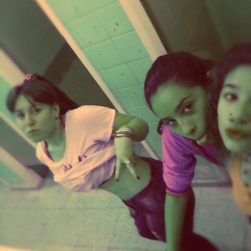 De C.A.R.P  y amo a 💜 L.G 💜
