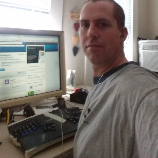 dsht123's profile picture. 