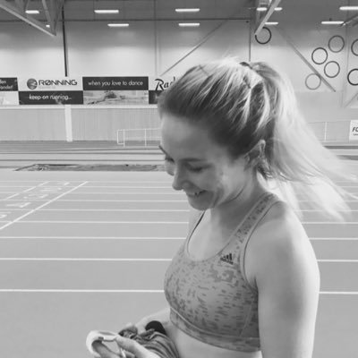 tina_helen's profile picture. 