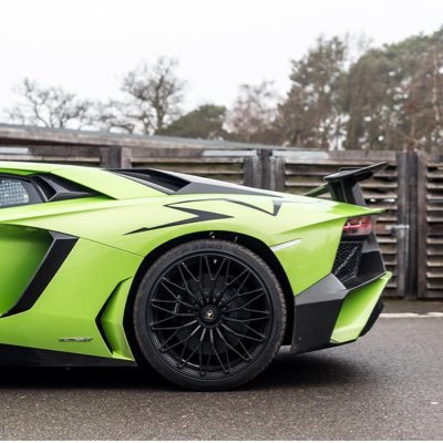 Supercar Photographer, Instagram; TheBibleOfSupercars