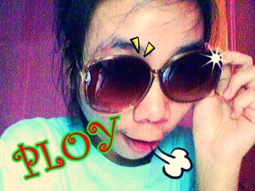 Phooploy's profile picture. I am comfortable person , chit is petulant , do not like sincerity , want excellent the language but can not.