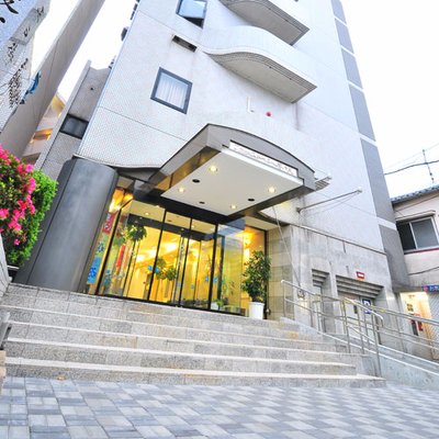 ファーストイン早岐 ハウステンボス の フラワーアイスカフェ は 7 31まで お泊りはハウステンボスまで10分以内の ビジネスホテル ファーストイン早岐 をどうぞ T Co 6xim5ojxan