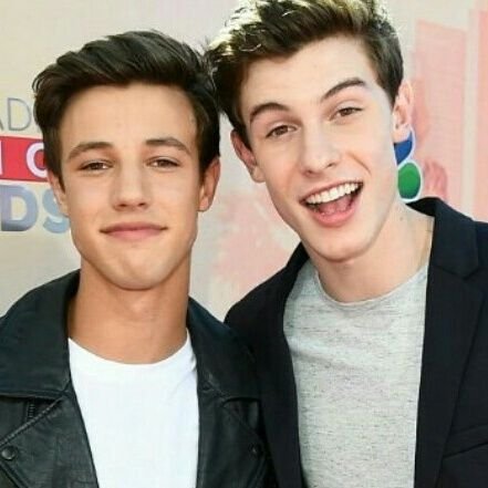 NadiraOfficialz's profile picture. 