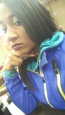 A very positive and humbled crazy gal & I love my man & my baby gal 😘😘😘😘 but follow me show me love & I promise Ill do the same. 💯💯💯