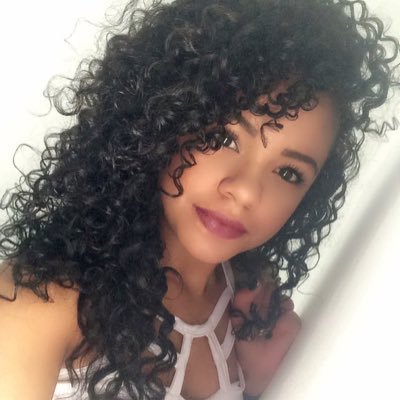 _Carolliine_'s profile picture. • Palmeiras 😍 • Futura Contadora 📔🖊.       Vem de Snap: chaos-princess