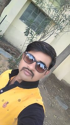 yadavhiren3's profile picture. 