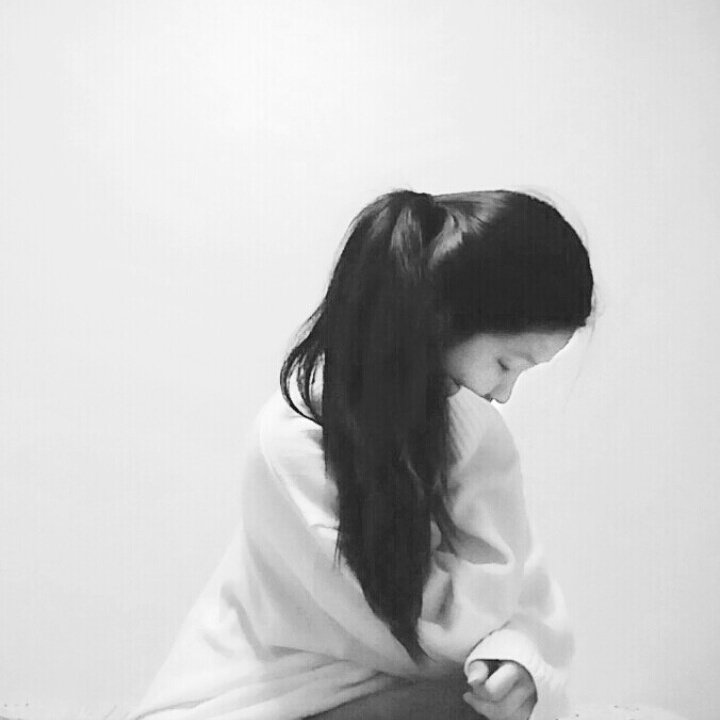 HeySooHyun's profile picture. traveling, filmmaking, and a strange obsession with rabbits. https://t.co/tVtBt8Vi28