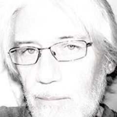 SachaSokol's profile picture. Saša Sokol je jedan čovek teško oboleo čitajući  knjige [sic!] siromašni hidalgo koji se i dalje  bori sa glomaznim  propelerima u sopstvenoj glavi ...