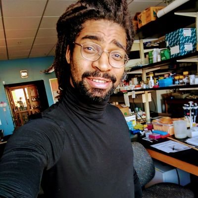 @NSF Postdoctoral fellow @Yale, a non-binary Black scientist practicing ascent with modification. Studying evolution and superpowers  🌺🧪🧬 🏳️‍🌈