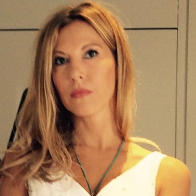 AurlieGodefroy's profile picture. Animatrice F2, Journaliste "Monde des religions", Auteur "Albin Michel", "Larousse", "Calmann Levy".