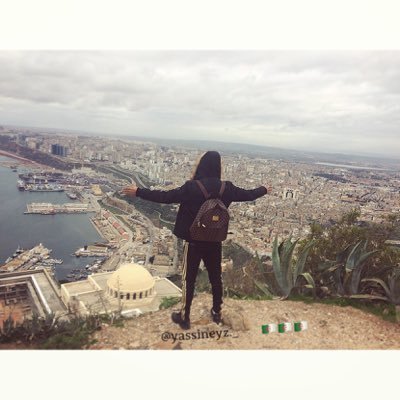 algerien 🇩🇿💎 insta : Yassineyz._ ⚡️ snap : yassine213dz 16k abonnée sur insta 😎