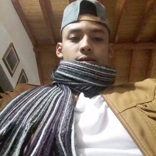 soy un hombre salvado por la gracia del Señor Jesucristo :D