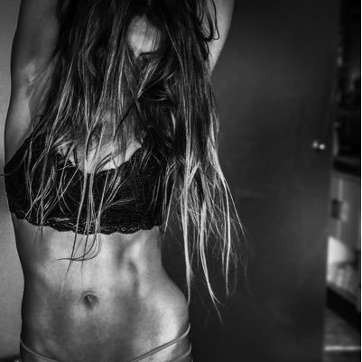 halfnakedvegan's profile picture. Vegan Fitness