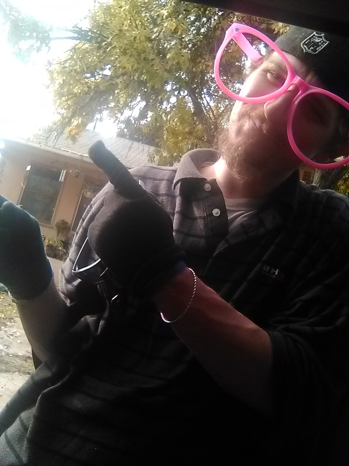 JVanderpool1623's profile picture. Just Married Perv.