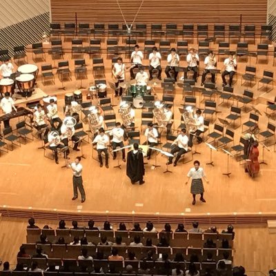 takanawa1dansui's profile picture. 男子部員は女子部員に虐げられてきた、、 、 だがしかし、男達の魂は支配されていなかった その名は高輪台男子吹奏楽団 略してーーー 男吹！！