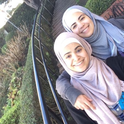 Sarooshki's profile picture. Filling out the chapters of my life, closing one and opening the other real fast.