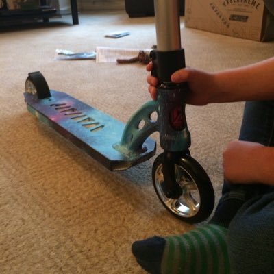 al11mcdonald's profile picture. ride scooters 🛴🛴🛴🛴🛴🛴