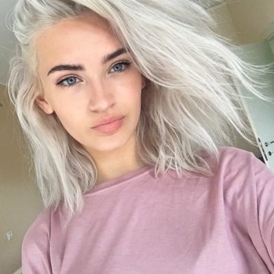 dakota_jonshson's profile picture. Nael un connard ebonny une salope.