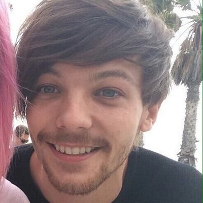 Directioner,Larry,Um pouco de Harmonizer 💜
Feliz Natal💜
snap:alienlarry69🌈