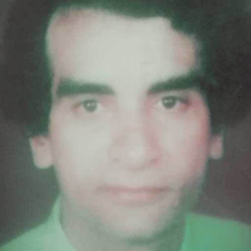 روائي مصري وكاتب أطفال/رئيس مركز ثقافةالألفية الثالثة/يهتم بنشرثقافةالحب والخير والجمال والتسامح والعطاء/عاش حياته في الأعمال التطوعية/لايتقاضى أجرا إلا من الله