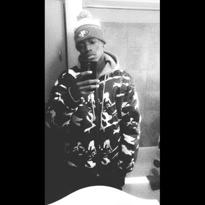 TVD(TrueVibeDealers) R&B Singer
for business and booking Inq:
Acesangtoem@gmail.com
