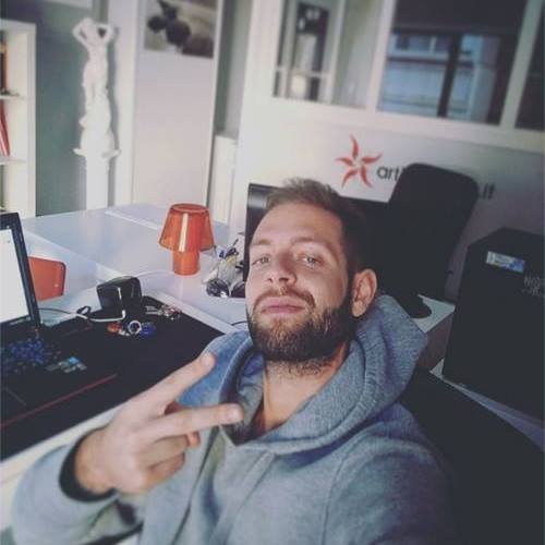 ap_design88's profile picture. La forza non deriva dalle capacità fisiche, ma da una volontà indomita. M.Gandhi