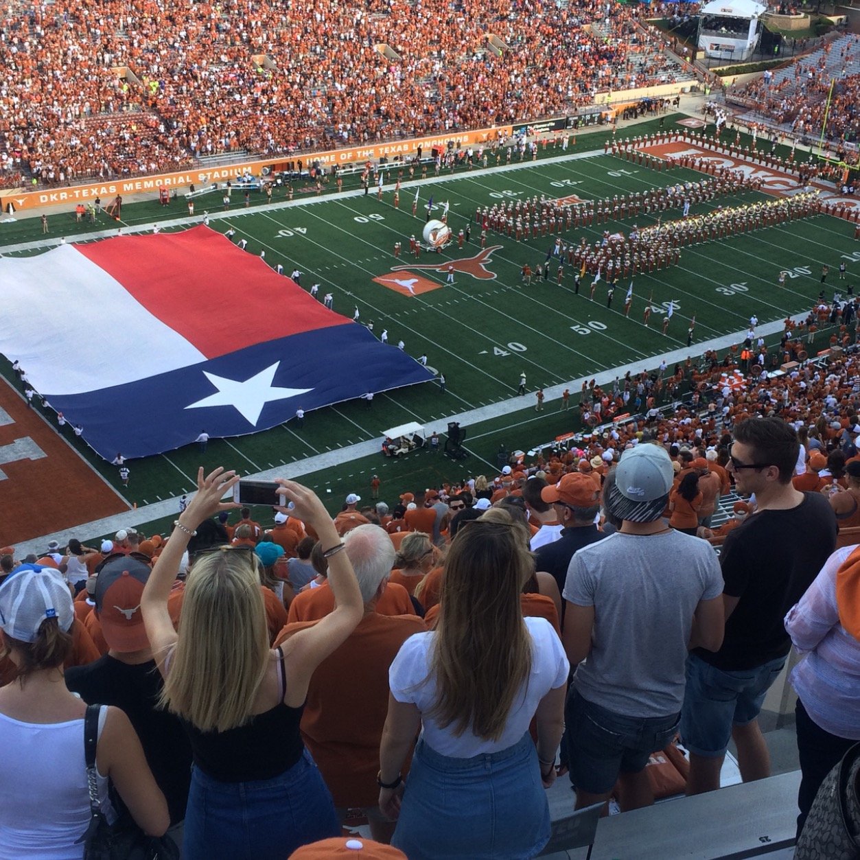 All about Sports,The University of Texas Everything🐂, #DallasCowboys⭐️, #HoustonRockets🚀, #HoustonAstros⚾️ Let's talk sports! #Hookem🤘🏽