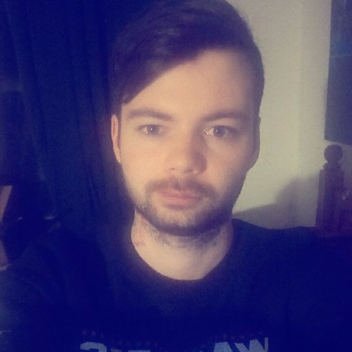 Horror addict and lover of all things nerd.