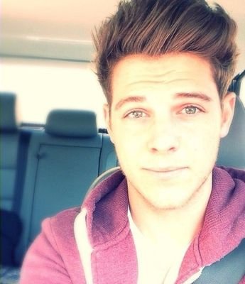 AlexDaley13's profile picture. I watch YouTube videos... a lot