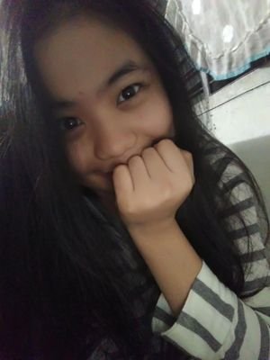 Cenchrea15's profile picture. »» Music »» Food ««