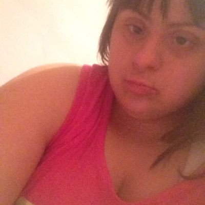 elizabe58212001's profile picture. 