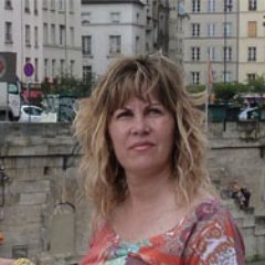 VersoFuster's profile picture. Escritora y filóloga. Hay que pensar al revés para atisbar la realidad. Retweets no necesariamente reflejan mi opinión. https://t.co/uFEKf1EyJY