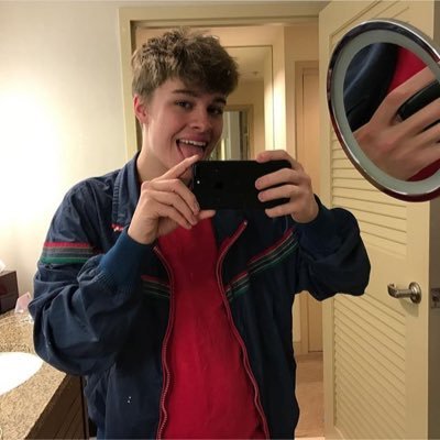 simonrpghvg's profile picture. g dlamour à revendre mais g pas d'acheteurs,, silver