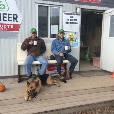 Canadian Farmer growing the tomatoes, cucumbers, seed, and grain crops that feed our families. CCA-ON_4R, UofG '13 https://t.co/LGE0XOtnJw.(Agr.) KSCIA