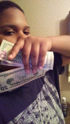 height :5'8
name:robert 
age:14
from:dallas,texas